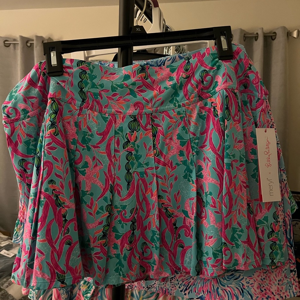 Lilly Pulitzer Luxletic skort, brand new with tags. size XL